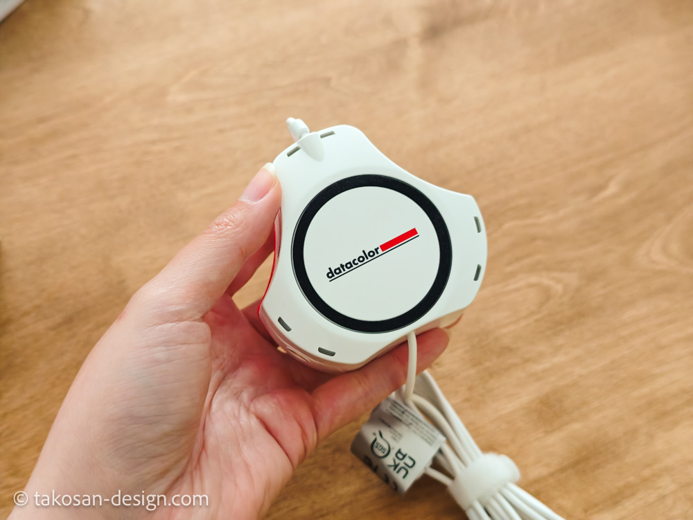 datacolor SpyderExpressの本体裏面